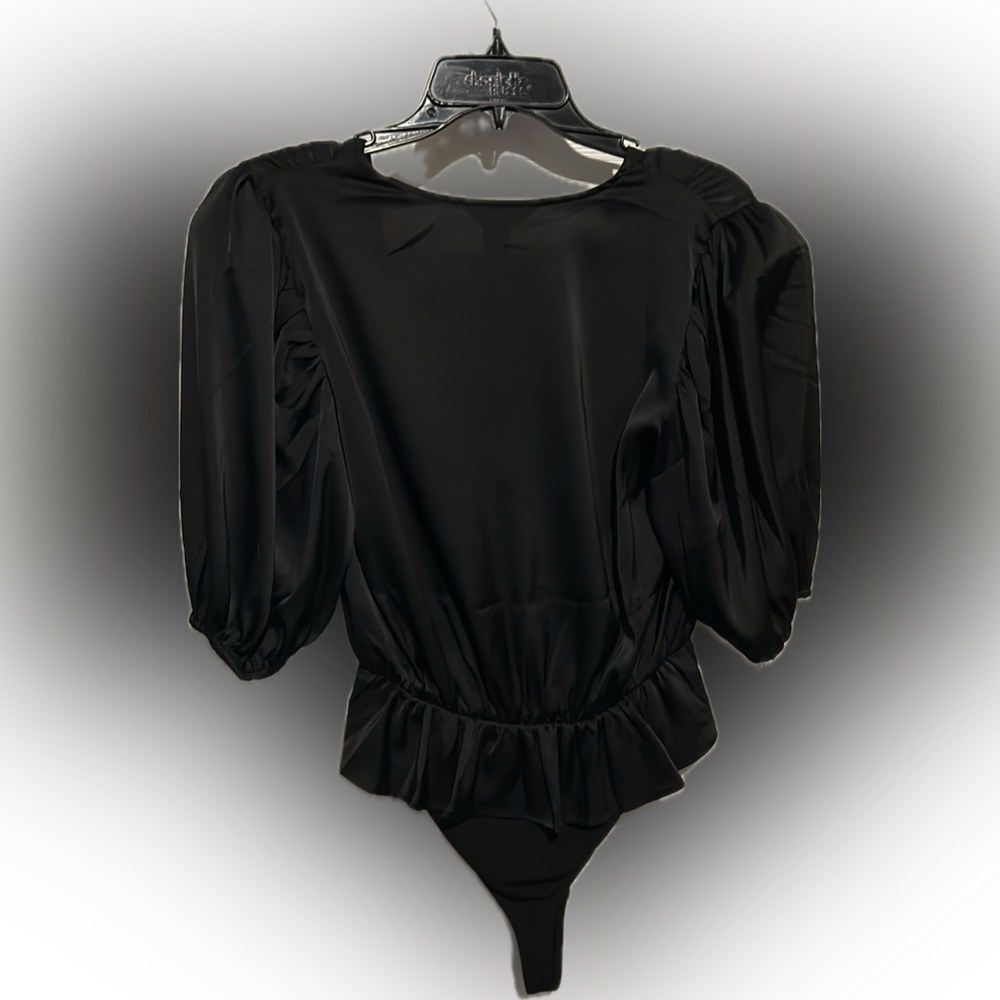 Express Ruffle Bodysuit - Picture 3 of 3